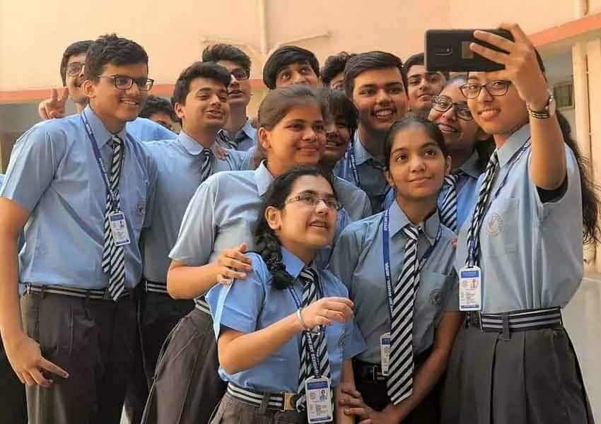 CBSE Board 10th Result Declared, Check at cbseresults.nic.in