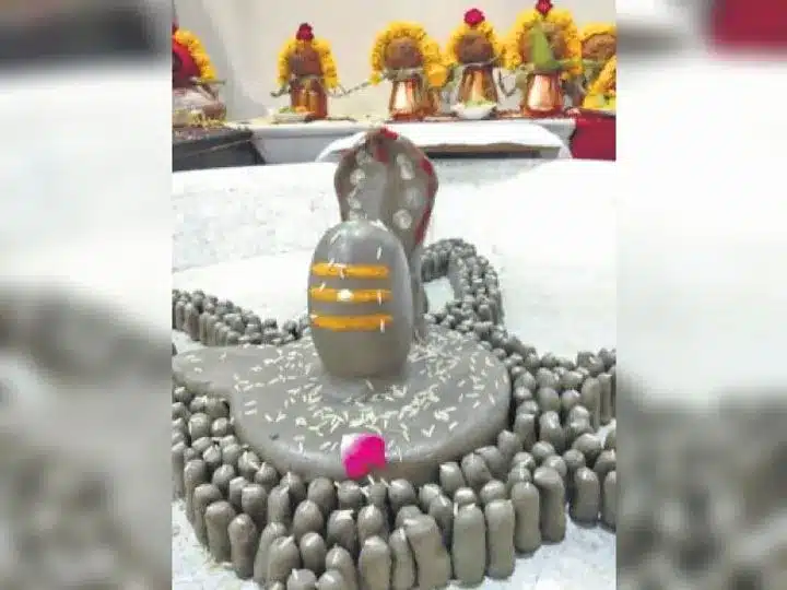Get the Parthiv Shivling worship done on Sawan Monday, know the rules and benefits