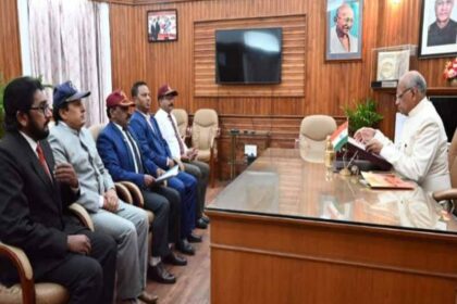 Veer Nari Ex-Servicemen and Veteran India State President of Jharkhand met the Governor