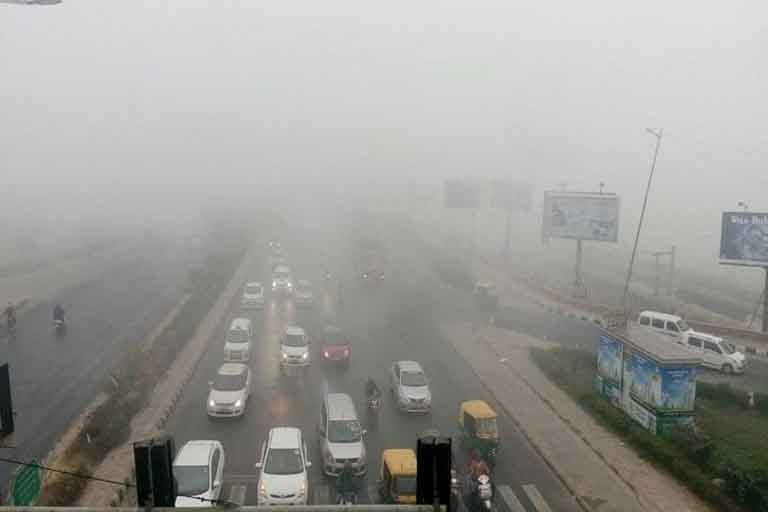 Delhi Dense fog cold wave