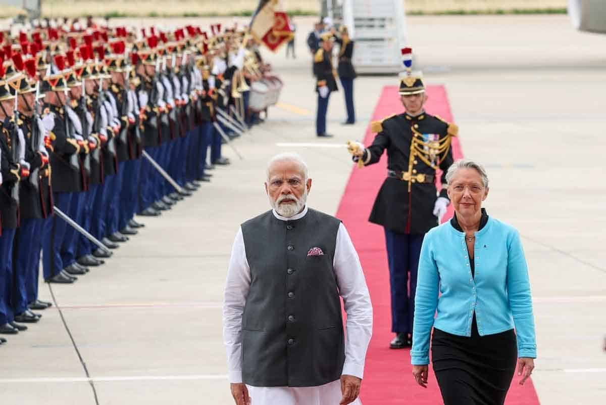 PM Modi reached France on a two-day visit