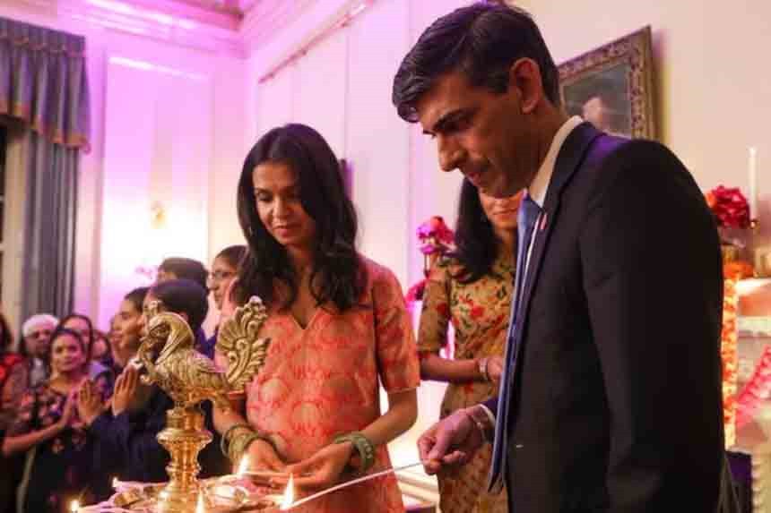 british-pm-rishi-sunak-celebrated-diwali-at-his-residence-with-the-hindu-community