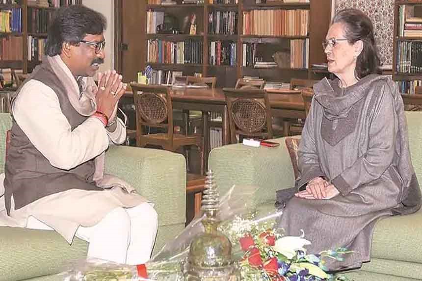 Hemant Soren congratulated Sonia Gandhi on her birthday
