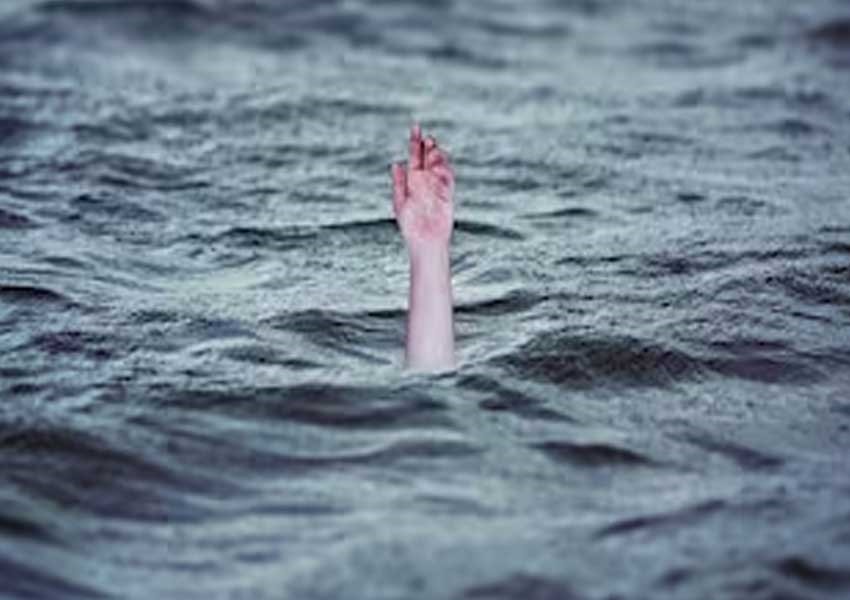 Five Girls Drowned in the River