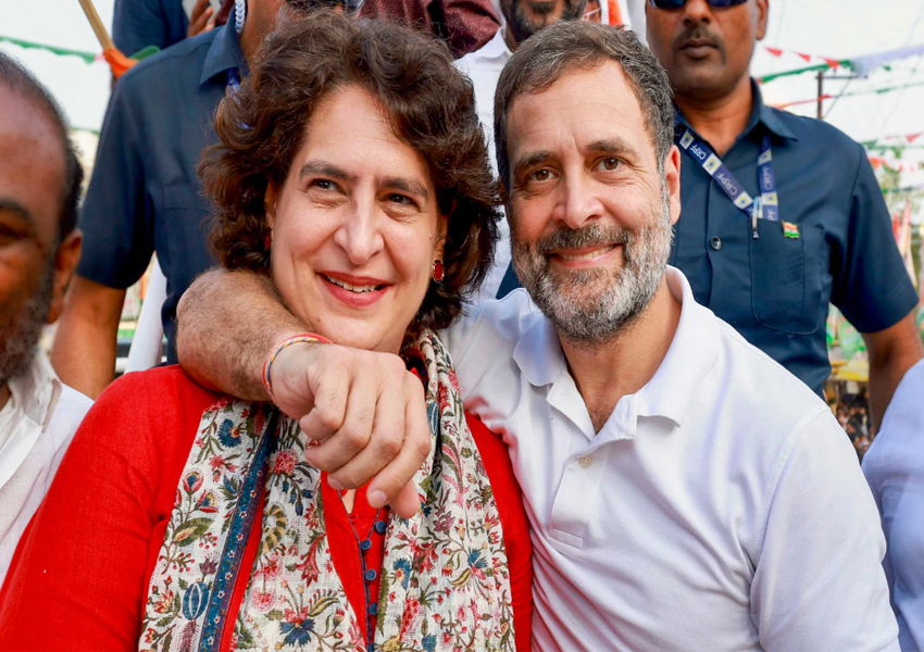 Rahul gandhi with priyanka Gandhi