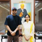 Harbhajan Singh met Sunita Kejriwal