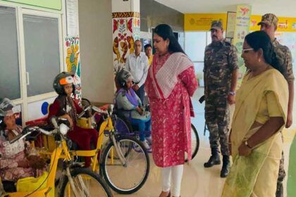 Hazaribagh DC gave this 'gift' to the Disabled
